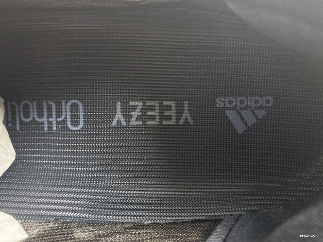 700 ADIDAS GY0189 V3 YEEZY 1207